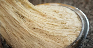 23-летнюю мать четверых детей раскритиковали за фото растяжек на животе