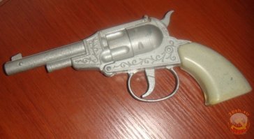 вот такие еще были красавцы... причем самый нижний где-то лежит еще... постараюсь найти...