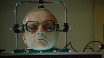 "Отсутствие тела не помешало голове профессора Доуэля стать лицом рекламной компании."