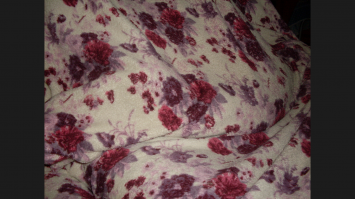 В прятки любит играть, а мне забота, что бы не сесть на него...