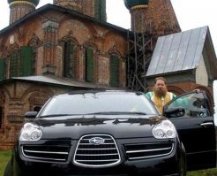 откуда у всех эхтих служителей такие тачки и почему при этом они внушают простому народу что важен Дух, а все материальное - тлен ? А пузаны такие они во время поста наверное отращивают ?