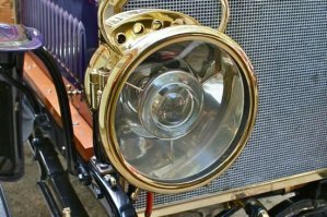 Первые из необычных. На керосине.