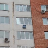 От как быстро забылось советское время, сейчас удивляют продукты за окном, а раньше было  в порядке вещей: