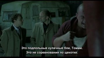 Каратист вырубил соперника эффектным ударом 