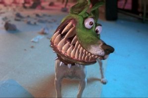 Вот реально по личному опыту.
Года четыре назад  в пригороде нарвался на стаю собак озверевших от того что их дачники бросили. Штук 10-15 считать особо времени не было.А это промзона вообще никого в радиусе километра.Ну может это и к лучшему. Комунальщики  зачем-то спилили вдоль дороги деревья(спасибо).
И одной березкой я отмахивался отступая к ж.д. станции. Но самую горластую я практически сразу же зацепил. И они реально окружают со всех сторон это факт.Больше всего меня в этой ситуации удивило две вещи
1)Какого уя,просто я с собаками на ты,но здесь все было не так.
2)И что  эта за тварь с такими зубами реально как фильме маска.
Может,конечно со страху привиделось.
 Так что против собак  дубина работает.