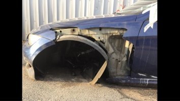 И да, это не китаец. Это баварец, точнее BMW 3 E92.