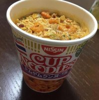 А я помню, в начале 90-х толька появилась тайская лапша "Cup a ramen"! Вот тогда это было нечто! Потом Доширак поспел а за ним убогий Ролтон...