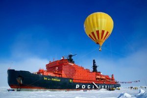 Экспедиционные круизные компании предлагают круизы на Северный полюс на борту атомного ледокола  50 лет Победы ,