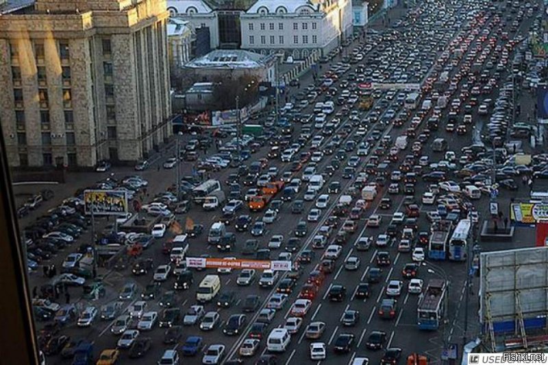 Ну вот же, строят ровными рядами))