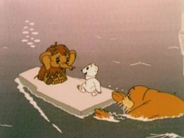 Воронежцы устроили фееричный сплав по Дону на льдине с ванной