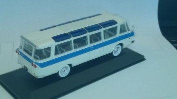 Ими активно торгуют