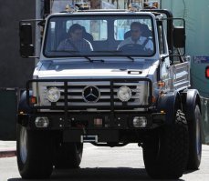 вообще изначально-это армейский автомобиль.