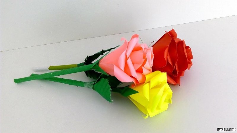 Цветы из цветной бумаги