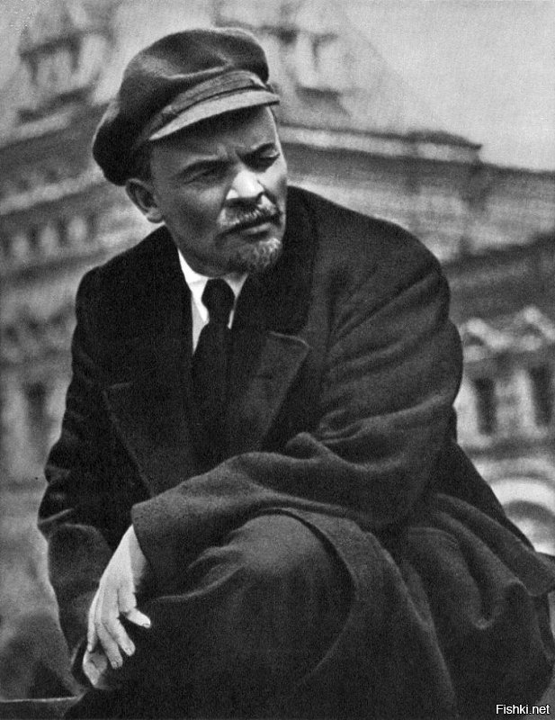 Как герои знаменитых фильмов выглядят на самом деле (16 фото)