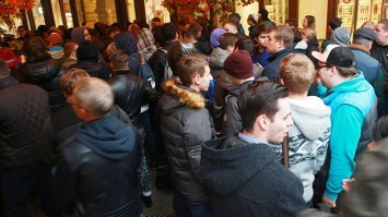 Продажа новой модели айфона