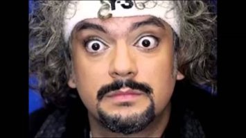 ну вообще-то Мерлин исполнил ремейк)))