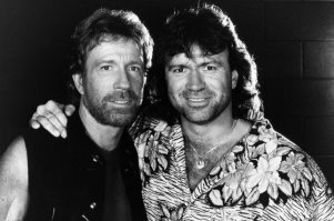 Чак Норрис с братом Аароном