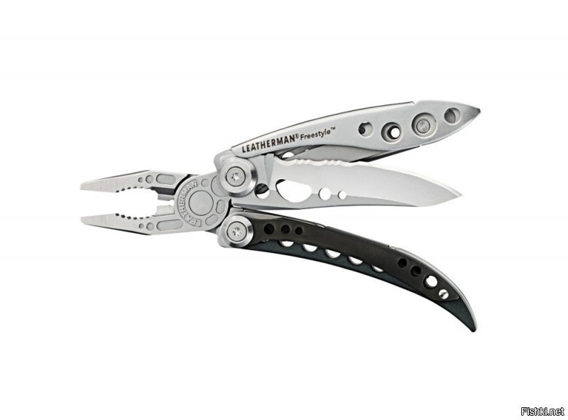 Уже 8 лет со мной Leatherman Wave, еще был leatherman skeletool и парочка leatherman squirt ps4, потерял где-то, очень жалко, ну и в сумочке всегда со мной Leatherman Freestyle...