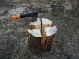 Это поленья. А то, что вы имели ввиду, вот: