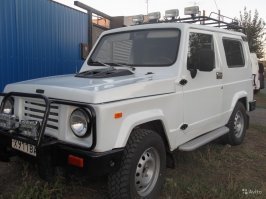 Был (местами ещё есть) на Руси такой необычный автомобиль - Автокам назывался. Тоже квадратно-угловатый.