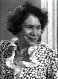 Ирину Мурзаеву забыли. А ведь она одна из главных "Ералашевских" бабушек. А также настоящая мадам Брошкина!