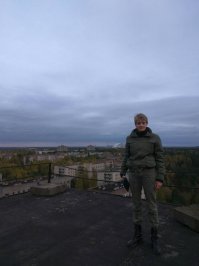 Не совсем башни, но  тоже заброшенный город. Припять.