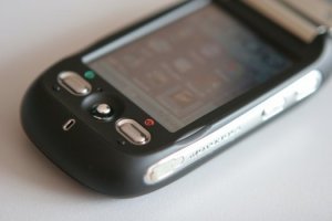 Помню в 2007м вроде купил телефон Motorolla A1200 там эта игра была предустановлена! Полносью портированная версия под линукс.