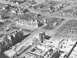 Обьективности ради, в ответ некоторых а вот там то уже огого. У них за 10 лет до этого благоденствия города вот так не выглядели .