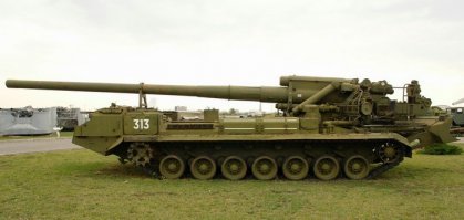 Че мелочится то, 152 мм, сразу бы с пиона пушку примастрячили.