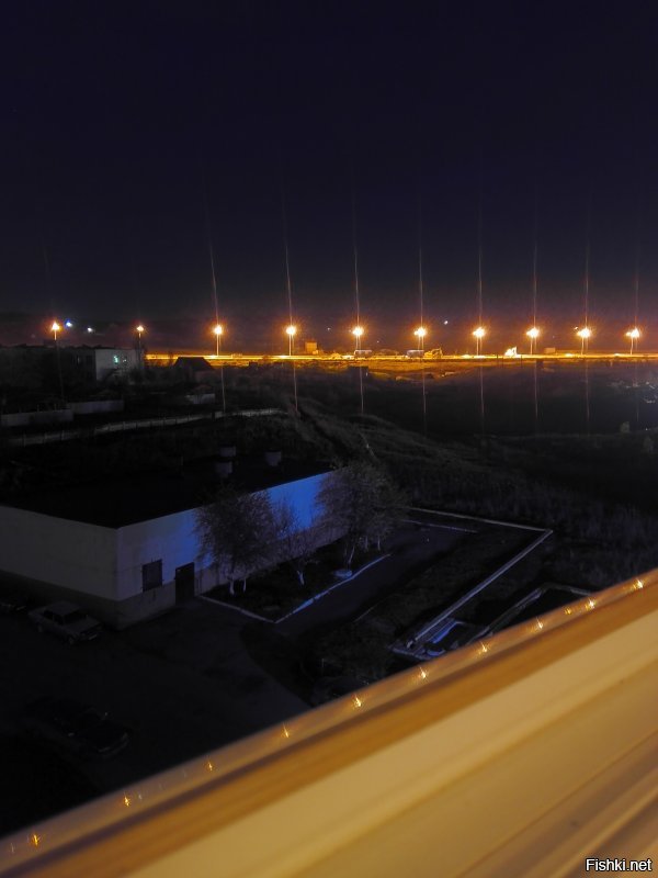 Иллюминация моста проходит проверку . Фоткал ночью за 2 км .