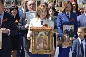 Невеселые и странные картинки  из повседневной жизни