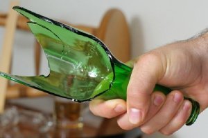 Как сделать розочку из бутылки: