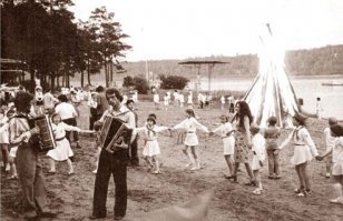Калифорнийский городок атаковало перекати-поле, и это не шутка