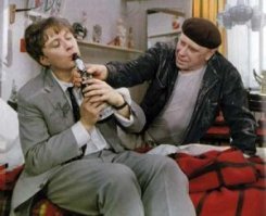 "Шампанское по утрам пьют или аристократы, или дегенераты!" Ну, или врачи =)