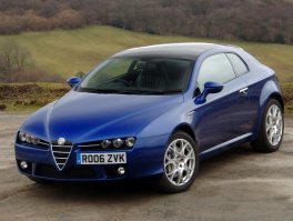 Самыми любимыми моделями Alfa Romeo для меня являются Brera и Giulia.