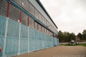 А на заднем плане казарма и штаб вч 77117. Два года там служил