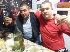 А я гоню из из винограда гранат и малины