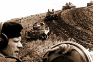 вот фото "тигров" 503 батальона,группа "кемпф"