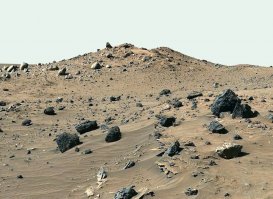 Очень интересная штука. Берем фотку Марса любую, открываем в фоторедакторе и жмем "Автокррекция" или "Автоконтраст" и получаем Земной пейзаж. )))