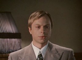 Очень  жаль, что  автор совсем  забыл упомянут этого   замечательного  актера - Юрий Георгиевич Богатырев. К сожалению он ушел оченьрано, когда ему было  всего 42 года.
 В последние месяцы жизни Юрий Богатырев начал принимать по назначению врача антидепрессанты. Артиста угнетали психологические проблемы, с которыми он не мог самостоятельно справиться. В ночь на 2 февраля Юрий Георгиевич принял лекарства и лег спать. Ночью у актера случился сердечный приступ.  Скорая помощь  по инструкции вколола Богатыреву клофелин, доза которого оказалась смертельной в сочетании с медицинскими препаратами для лечения депрессии. В результате развилось шоковое состояние, которое и стало причиной смерти актера.