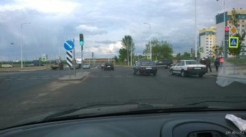 Авария дня. Автобус на красный в Чехове