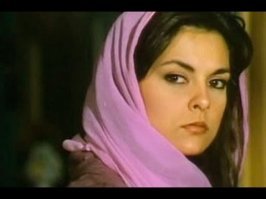 К вопросу о турчанках...
Айдан Шенер - "Королёк - птичка певчая" 1986 года.
Эталон, однако!