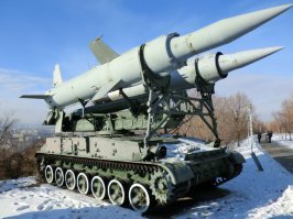 А как же саратовский музей военной и космической техники? Всем кто собирается ехать в этот город настоятельно советую побывать в этом музее под открытым небом! Чего там только не увидишь.
зы. фото моё, сделано в 2011 году в ноябре месяце.