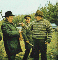 А по моему это Крым. На фото автора с правой стороны Тито сидит, они в 73м году там охотились. Если конечно за 1 визит не успели поохотиться и в Твери. 

Сейчас эти угодья называются Крымский природный заповедник. Очень классные места кстати.