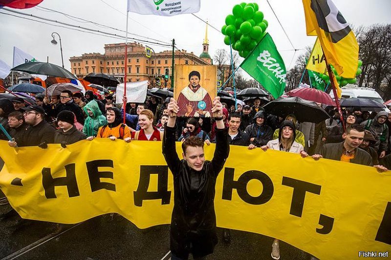 Ага,сегодня аж на собрание интернет-зависимых сходил.В целом весьма скучное мероприятие