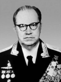 Евгений Иванович Забабахин -- советский физик-ядерщик, академик АН СССР, один из создателей отечественного  ядерного оружия. Генерал-лейтенант-инженер, Герой Социалистического Труда, лауреат Ленинской и Сталинских премий.