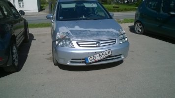 Вот наша латвийская "вечная" машина. Вчера сфоткал...