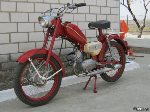 вот у этого бак 5 литров.. афтор дольоеб..