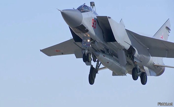 Десять МиГ-31 с ракетами "Кинжал" уже стоят на опытно-боевом дежурстве