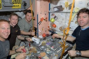 Откуда берется космическая тушенка